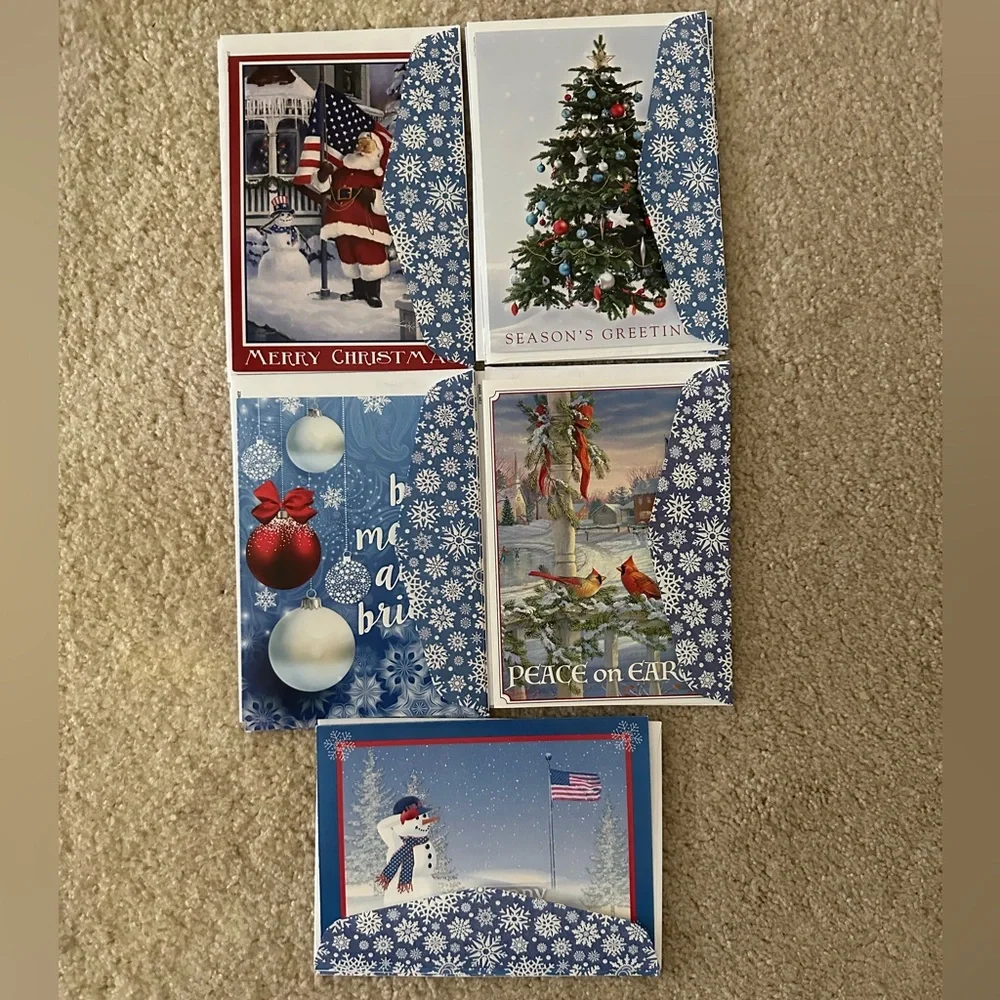 New 15 Christmas cards with envelopes.
